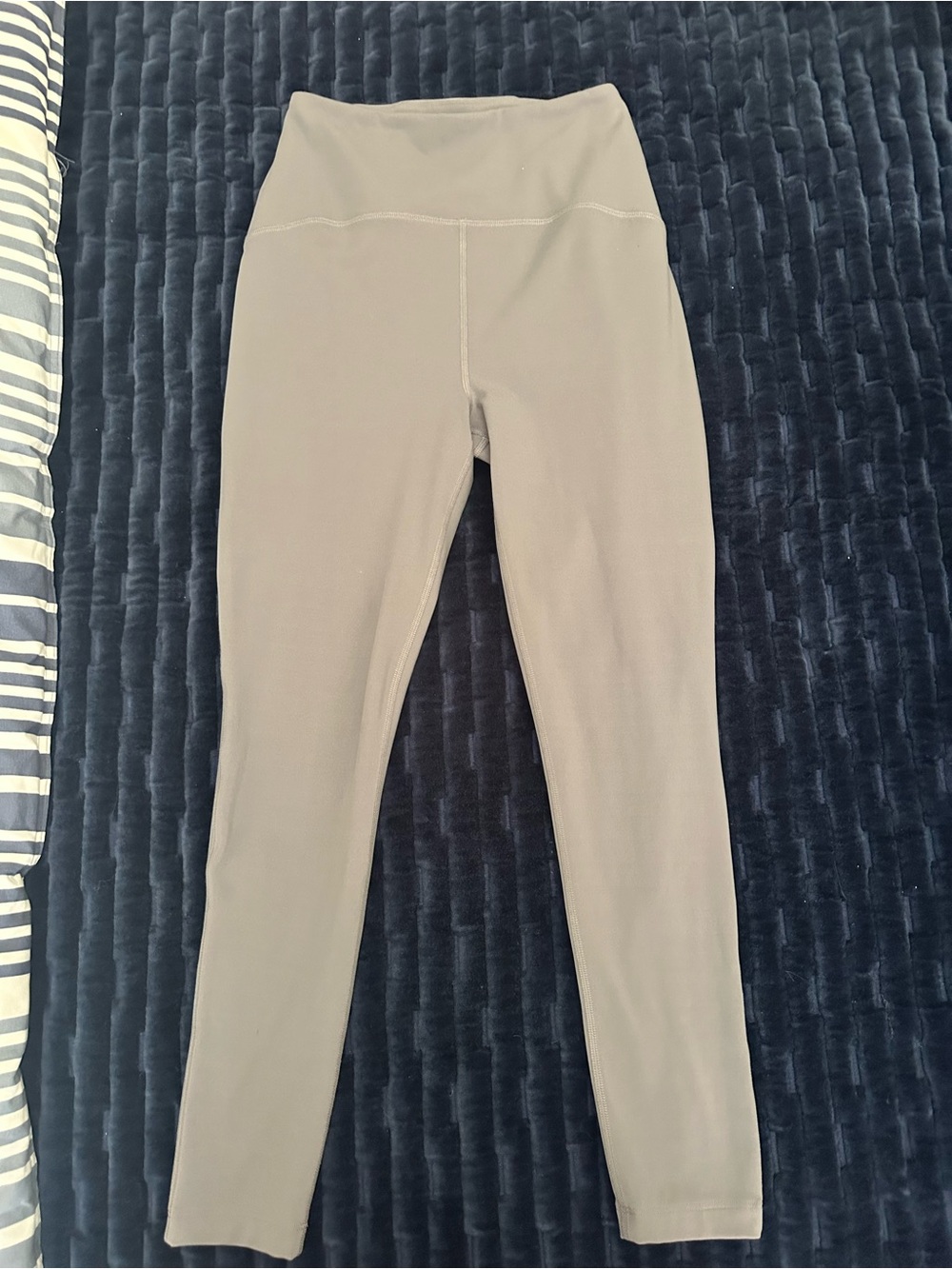 Beyond yoga leggings medium